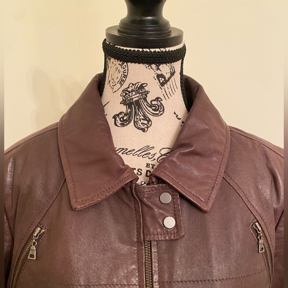 Danier Leather Jacket Size Med EVC - Picture 7 of 14